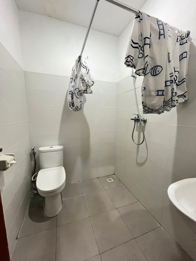 Bathroom 4, Jesens Inn II, Badung