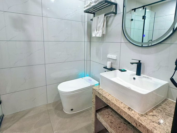 Bathroom, Xana Lite Hotel Gu'an Train Station, Shiyan