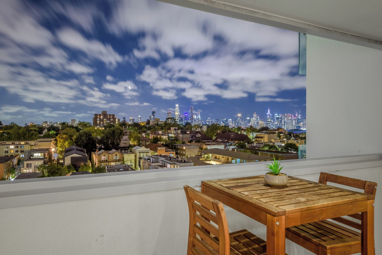 Balcony 3, Exclusive Stays - SXY, Melbourne