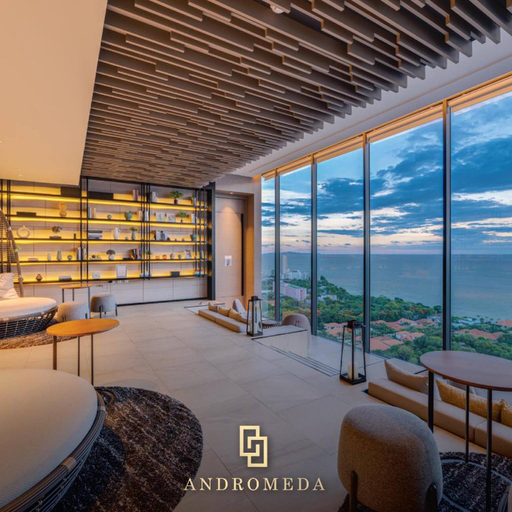 Balcony/terrace 4, Luxury Oceanfront Retreat Andromeda Apartment Pattaya, Pattaya