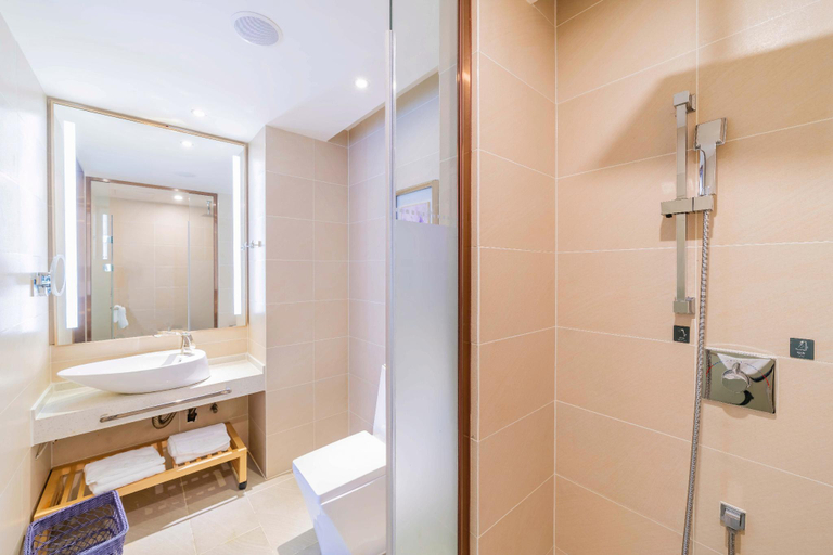 Bathroom 3, Lavande Hotels· Dongguan Liaobu Center, Dongguan