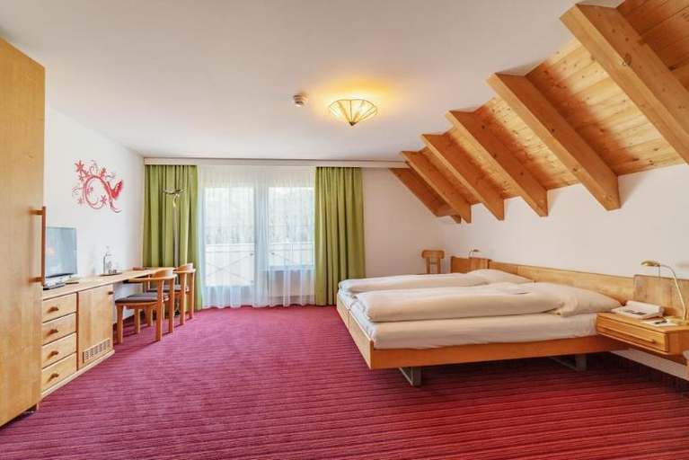 Bedroom 3, Typically Swiss Hotel Altana, Inn