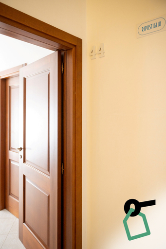 Interior detail 2, Hotiday Fasano Mare, Brindisi