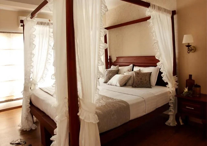Bedroom 2, Spice Route Luxury Cruises, Alappuzha