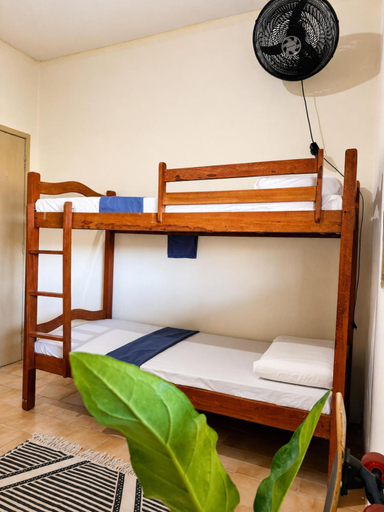 Bedroom 3, FLOR DE ARUANDA - Hostel e Acampamento, Cabo