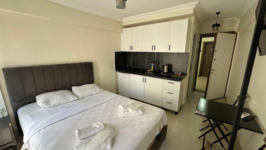 Others 5, Mr Miller Suite, Fatih