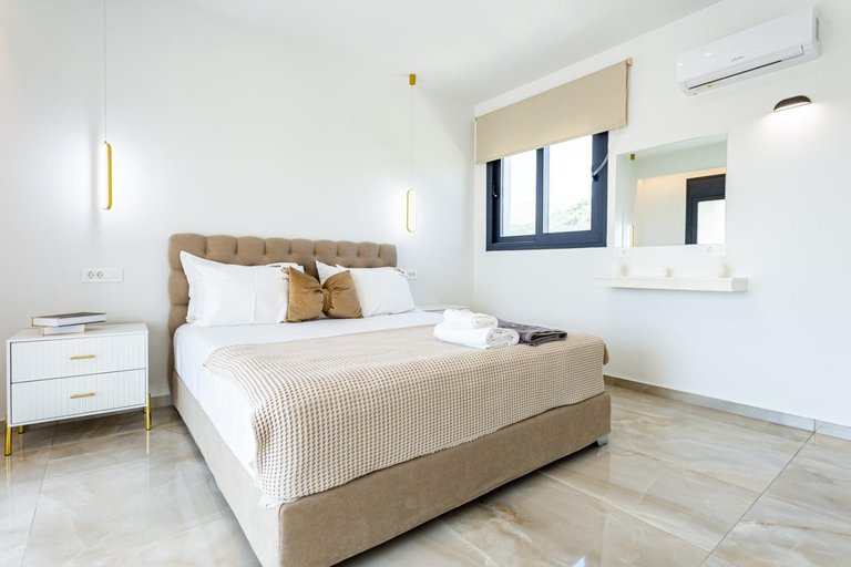 Bedroom 2, Grande Amore Villa, Ionian Islands
