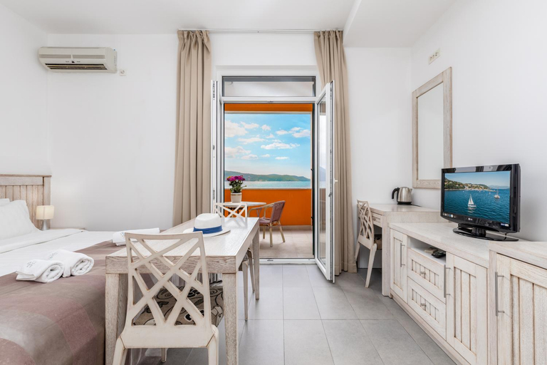 Bedroom 2, Apartments Grifone Lux, Konavle
