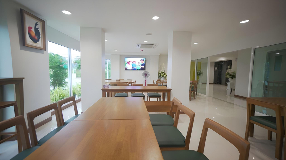 Food & Drinks 4, The Willing Hotel and Residence, Lak Si