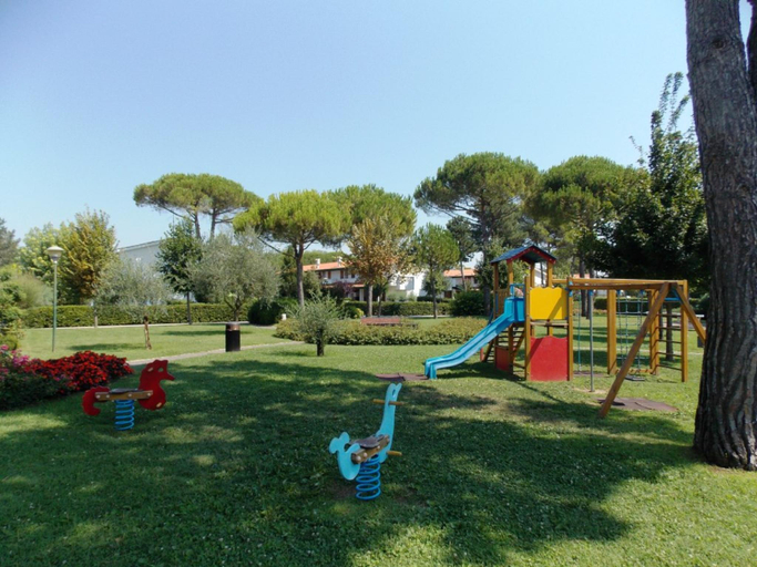 5, Charming townhouse with a shared pool and garden, Venezia
