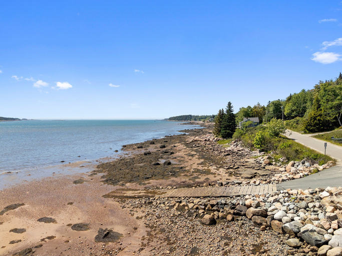 Beach 2, Dog-friendly Oceanfront Home With Private Shorefront, two Fireplaces, & Firepit, Washington