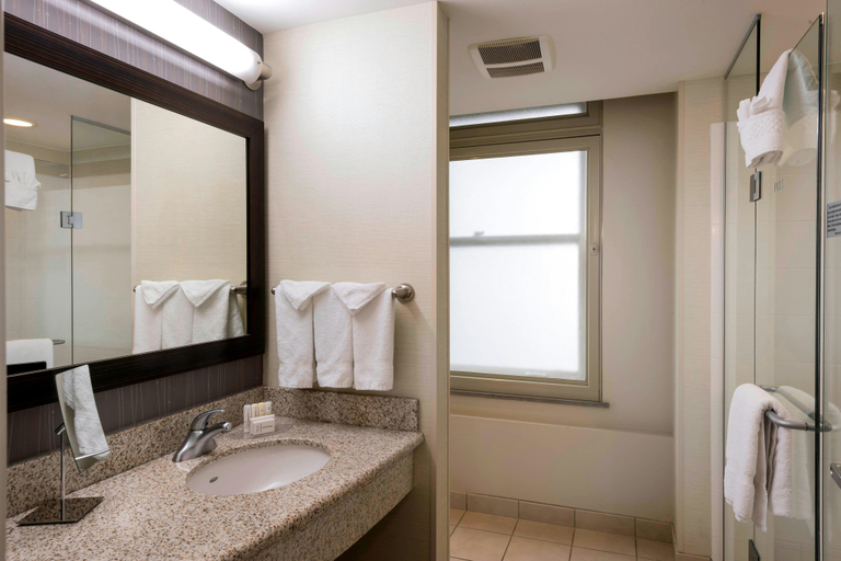 Bathroom 3, Courtyard by Marriott Tulsa Downtown, Tulsa