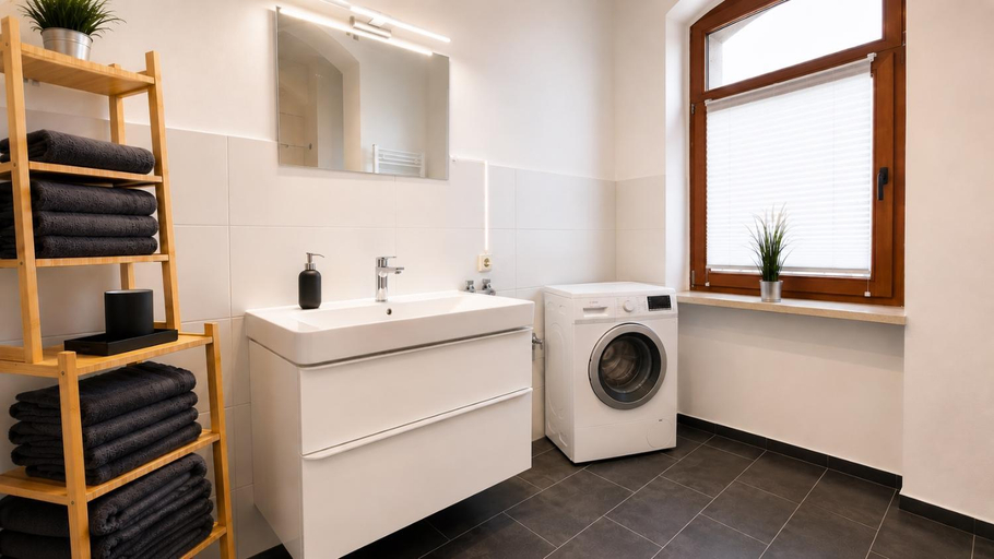 Bathroom 2, YourFavoriteBed Designerapartments Zwickau Zentrum, Zwickau