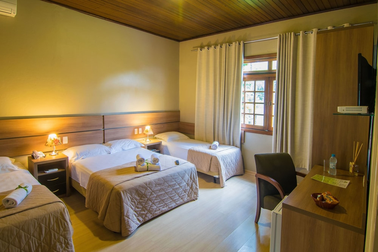 Bedroom 2, Pousada Tres Pinheiros, Gramado