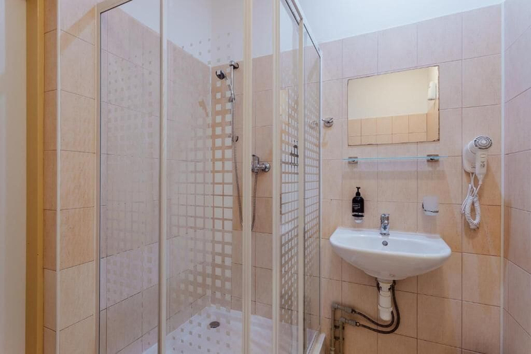 Bathroom 5, Black M - Penzión - Reštaurácia, Banská Štiavnica