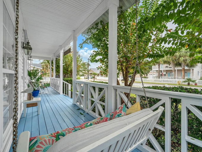 Terrace/patio 4, Fancy Nancy's Beach House, Okaloosa