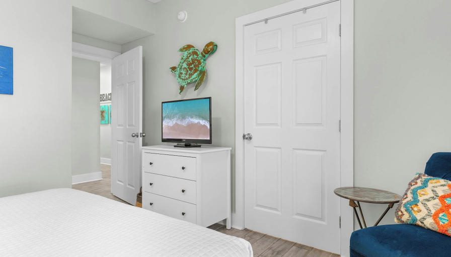 Room 4, Majestic View Oceanfront, Bay