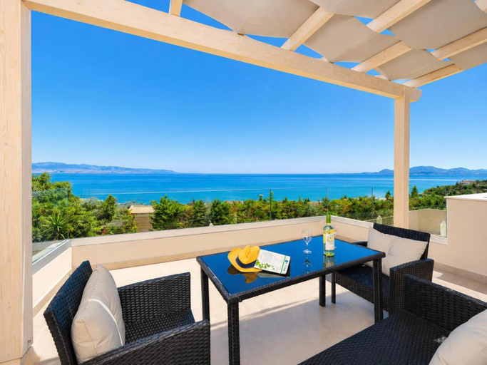 Others 4, Villa Alora, Ionian Islands