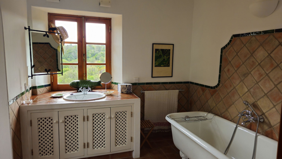 Bathroom 5, Almancil Sea and Countryside Secluded Villa, Loulé