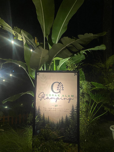 Public Area 2, corak alam glamping, Bandung