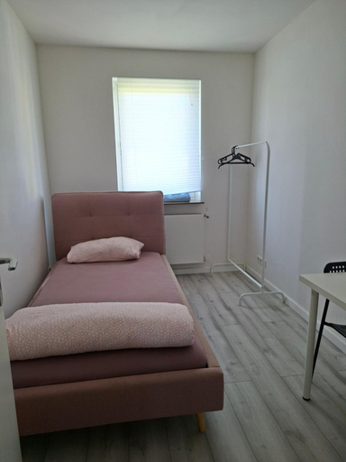 Bedroom 2, Pension Ruckert, Kassel