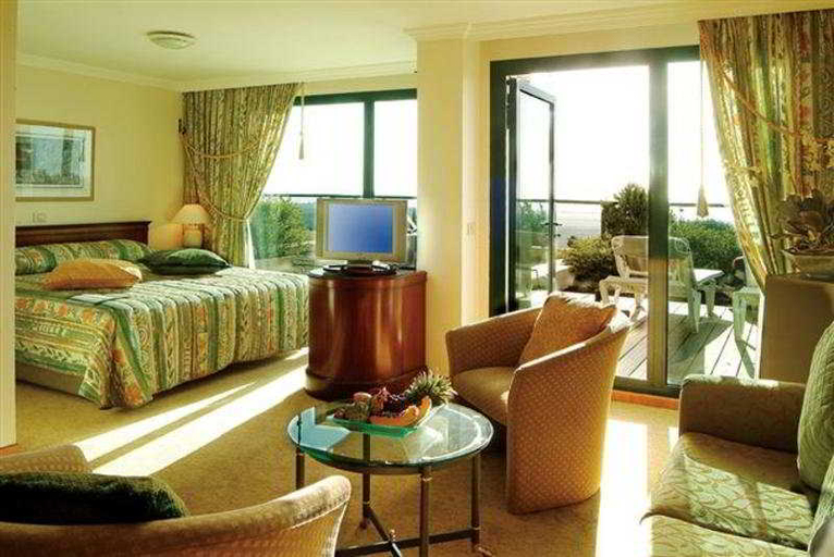 Room 2, Carmel Forest SPA Resort