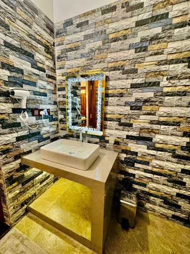 Bathroom 5, Ocean Aura Villa Hiriketiya, Dickwella