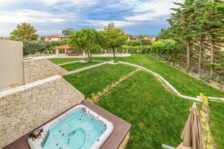 Sport & Beauty 4, Pelagus Villas, Central Macedonia