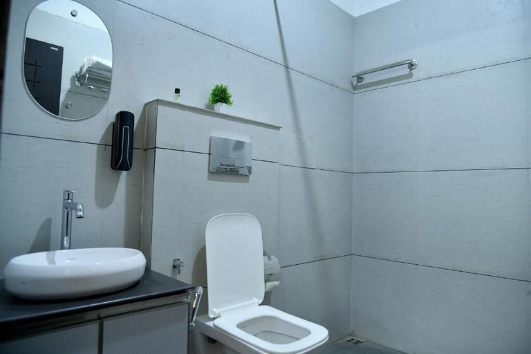 Bathroom 5, Hilllside Naturestay, Pathanamthitta