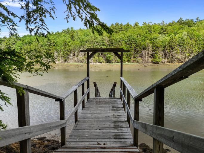 Water view 2, Tranquil Private Riverfront Home w/ Tidal Dock & Large Yard, Lincoln