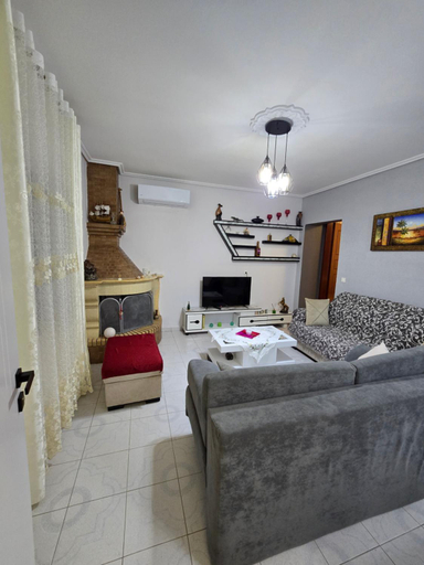 Others 3, Villa Mehmeti, Sarandës