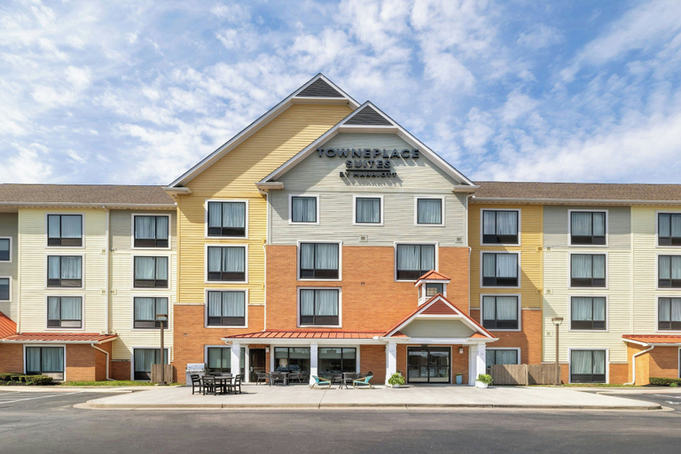 Exterior & Views 2, Marriott TownePlace Suites Dayton North, Montgomery
