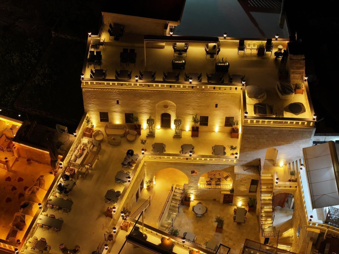 Outdoor dining 3, Konak Zenobia Otel, Midyat