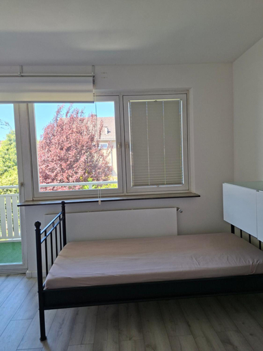 Bedroom 1, Pension Ruckert, Kassel
