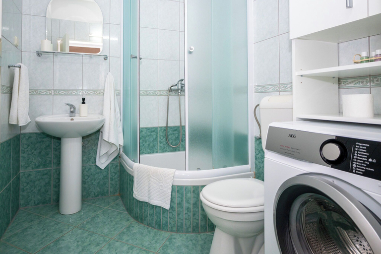 Bathroom 3, Apartments Antisa, Tučepi