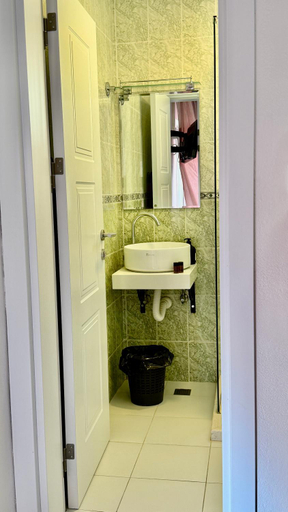 Bathroom 3, Villa Guci