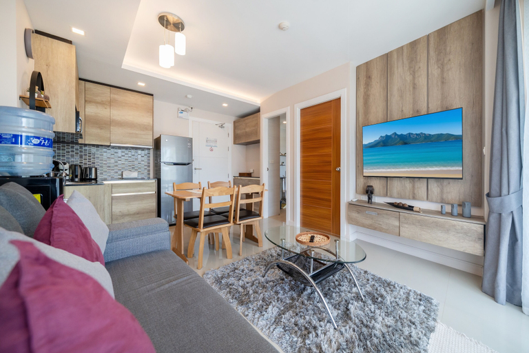 Living area 4, Tropical Poo View 1 BR Apt Babylon M206, Pulau Phuket