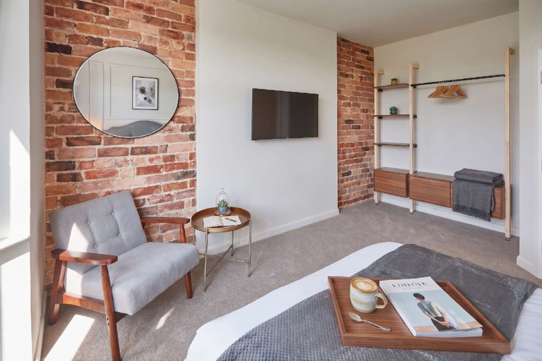 Room 5, Umpires Watch - Cricket View - Sleeps 2, North Yorkshire