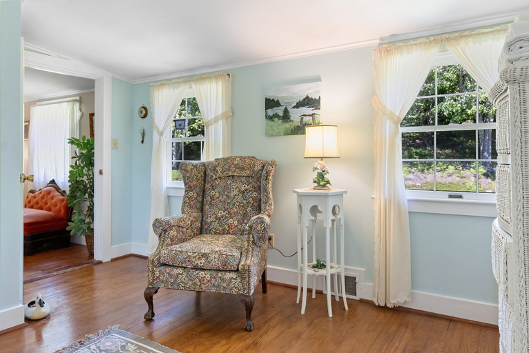 Living area 4, Dog-friendly Oceanfront Home With Private Shorefront, two Fireplaces, & Firepit, Washington