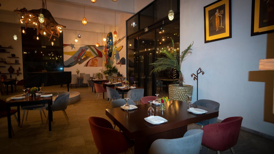 Food & Drinks 5, Casa Diamante Viñedos, Ezequiel Montes