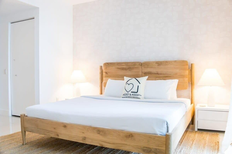 Bedroom 2, Brickell House Dreams - Luxury Stay and Amenities, Miami-Dade