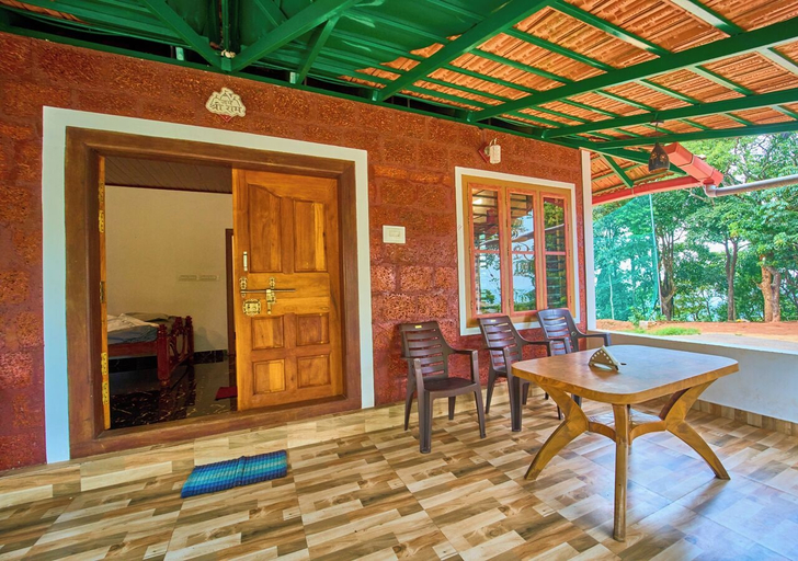 Outdoor dining 4, Celestial Heights Coorg by VOYE HOMES, Kodagu