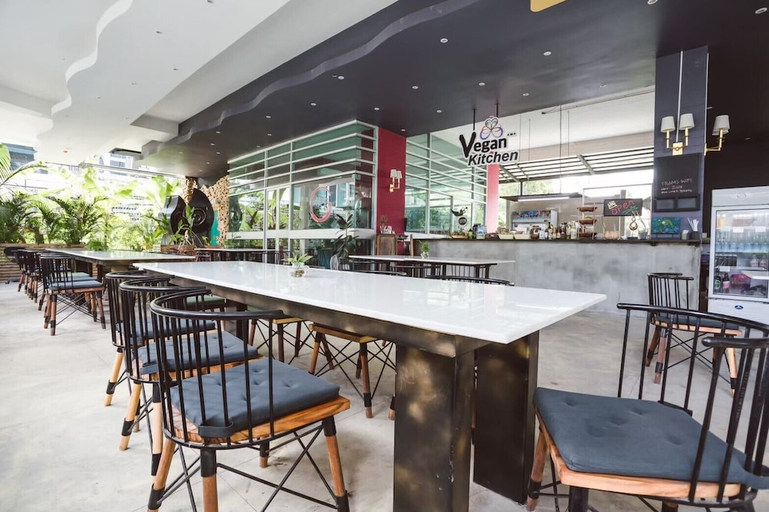 Food & Drinks 5, iBooking Trams Square, Muang Chiang Mai