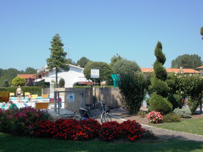 Garden 2, Charming townhouse with a shared pool and garden, Venezia
