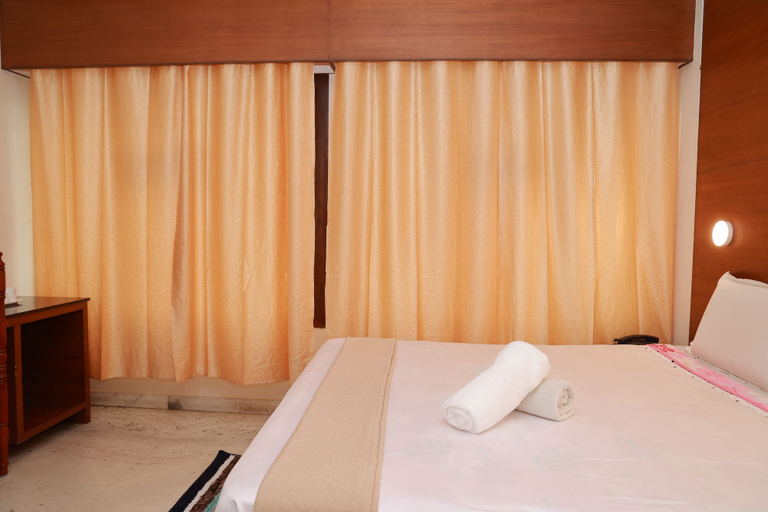 Others 4, SIvaranjani hotel, Krishnagiri