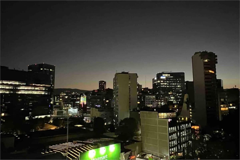 Others 3, Posh Polanco Stay TVs and Desks in Each Room, Mexico City