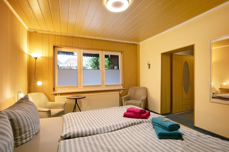 Bedroom 2, Hunziger's Zimmervermietung, Oberhavel
