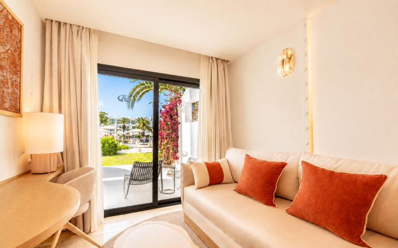 Bedroom 3, Grand Palladium White Island Resort & Spa - All Inclusive, Baleares