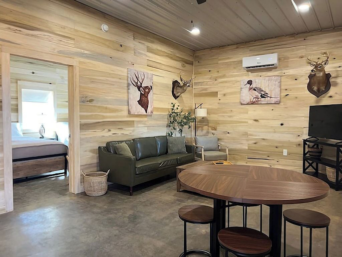 Interior, Pickwick Lake Lodge, Hardin