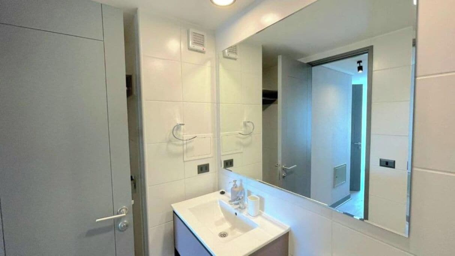 Bathroom 5, Rbk depto nuevo cercano a Movistar Arena, Cordillera